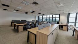 Visioncrest (D9), Office #539942711